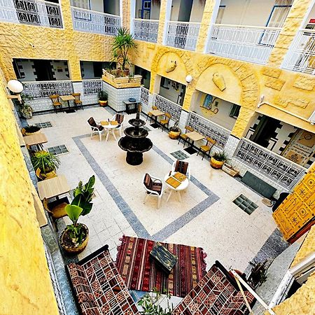 Hotel Paris Szúsza Kültér fotó