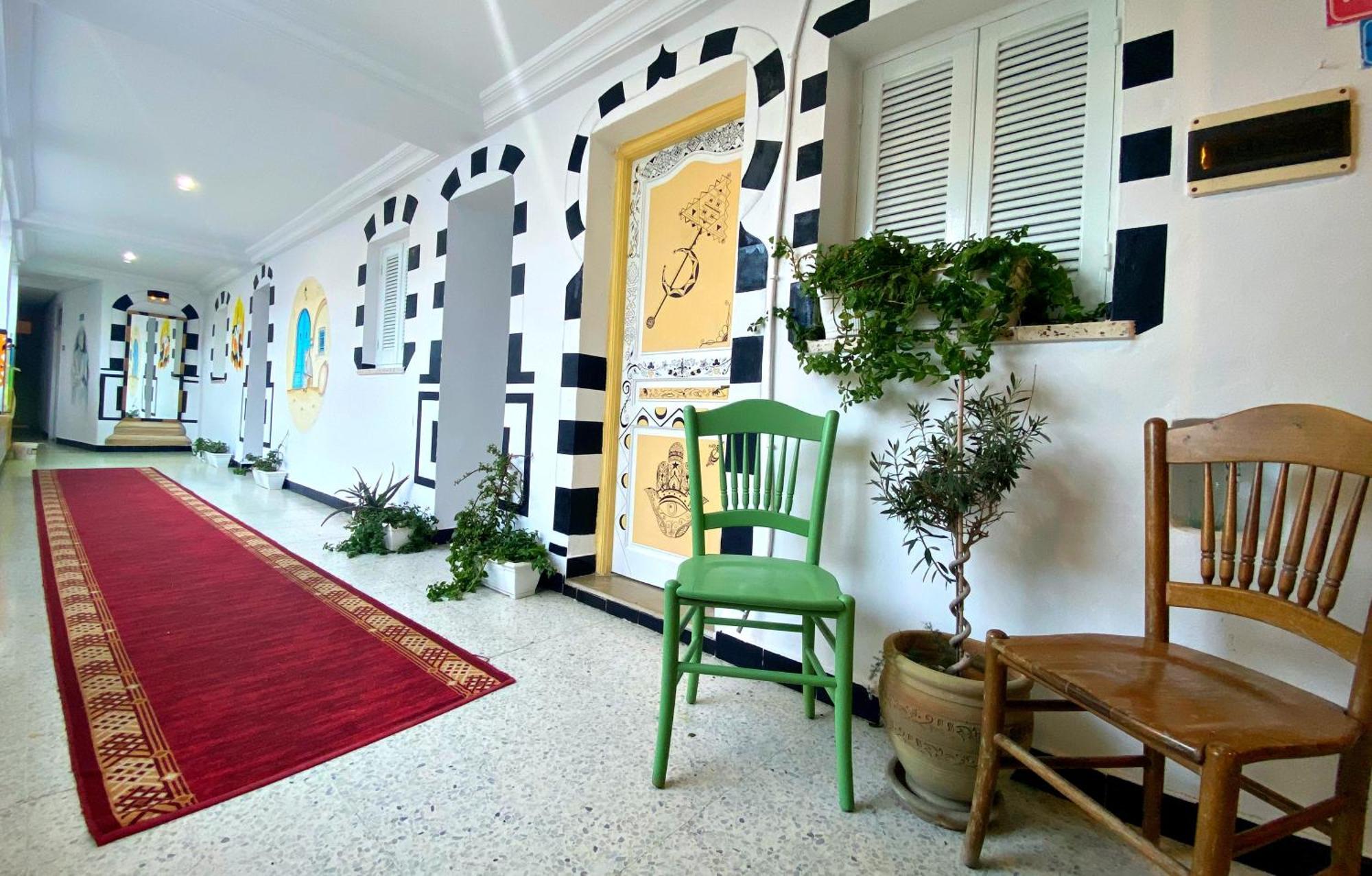 Hotel Paris Szúsza Kültér fotó