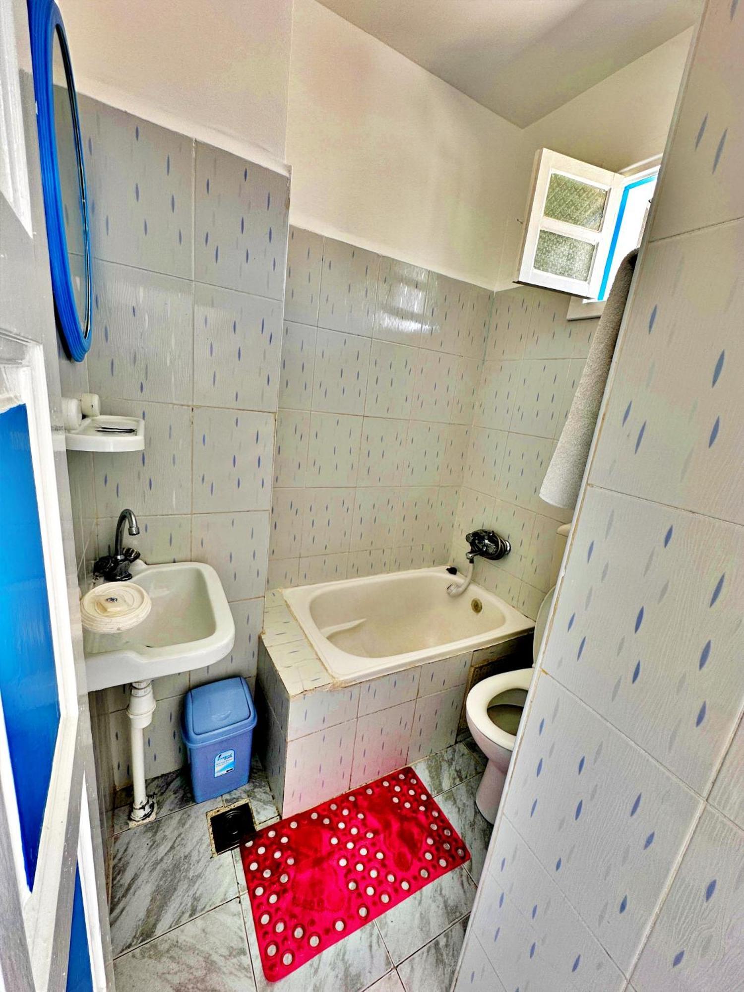 Hotel Paris Szúsza Kültér fotó