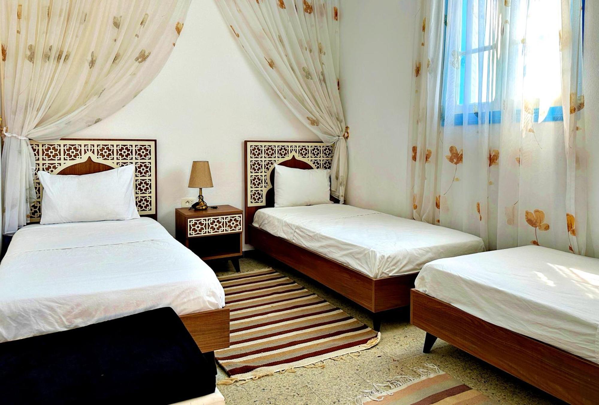 Hotel Paris Szúsza Kültér fotó