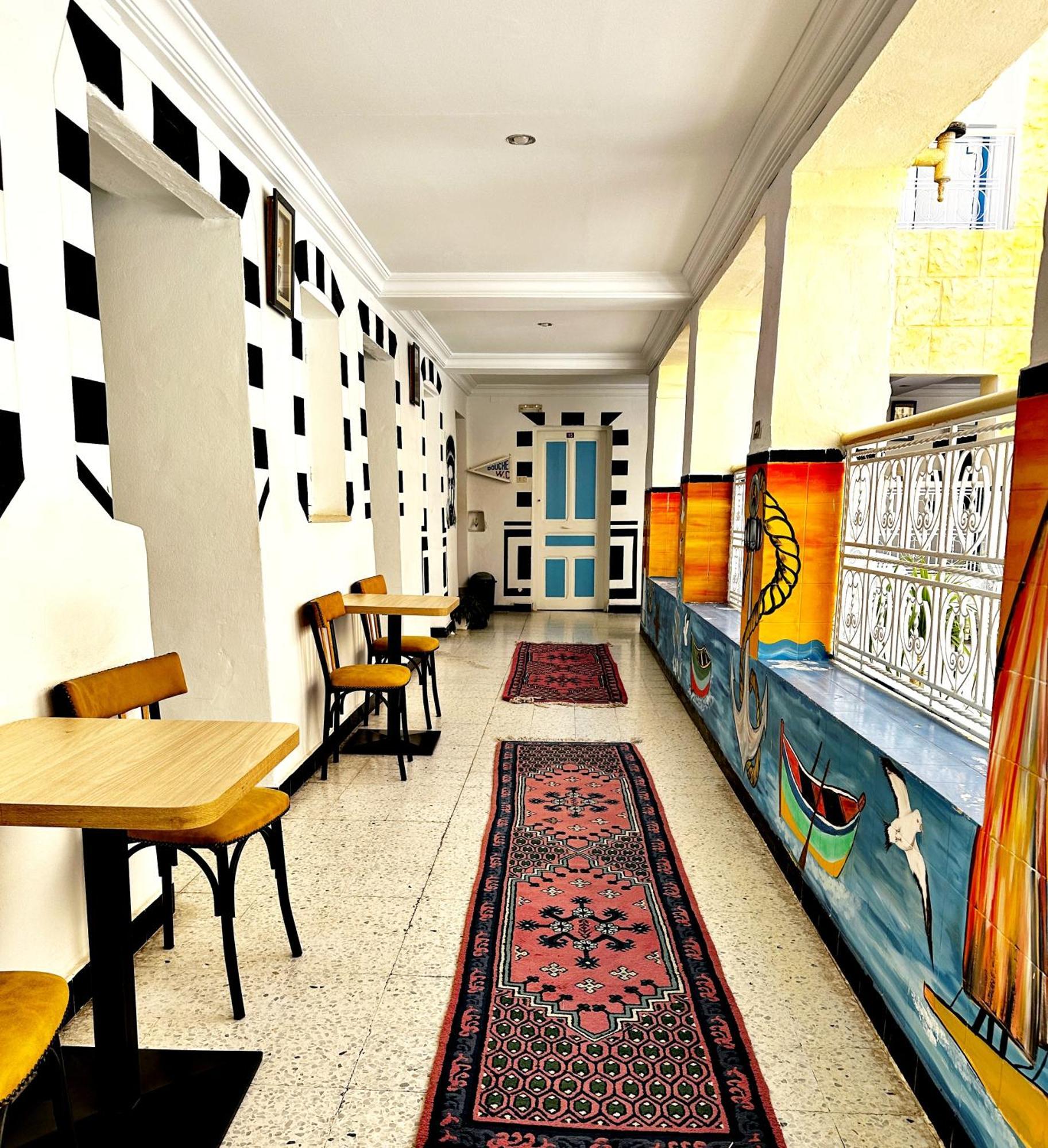 Hotel Paris Szúsza Kültér fotó